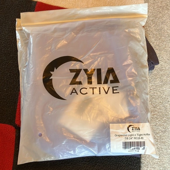 ZYIA NWT Women’s Grapemist Light n Tight Hi-Rise Leggings, Size 6/8 - Picture 7 of 8